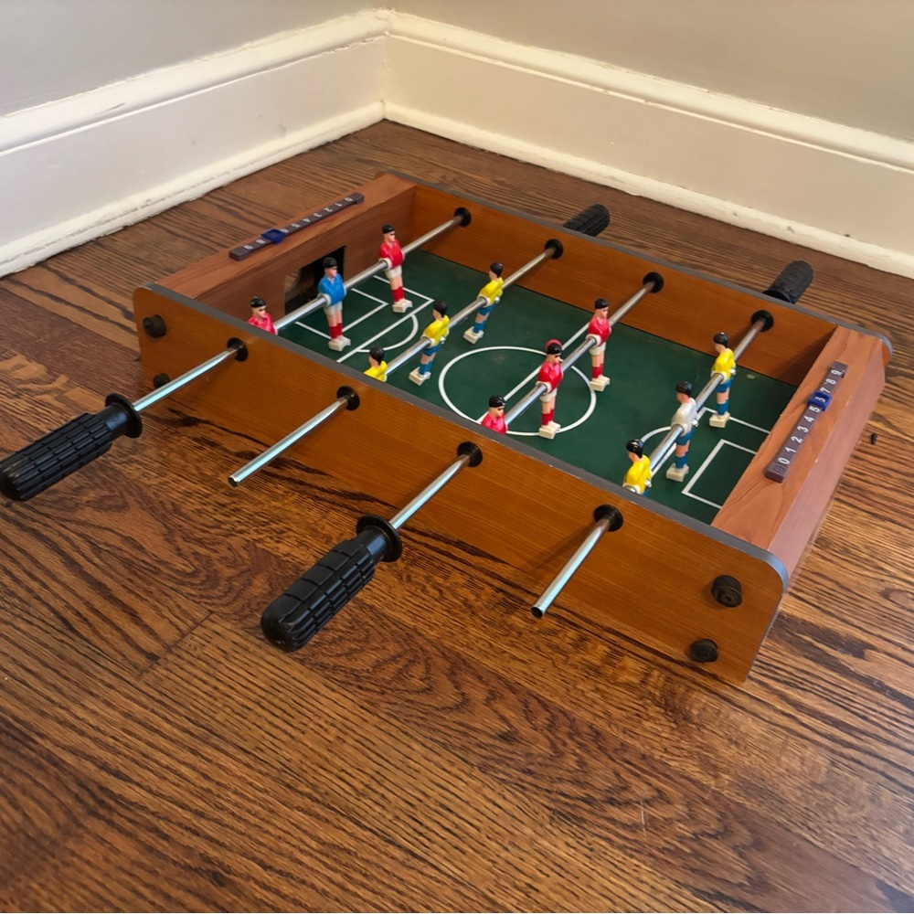 Wooden 6 on 6 Foosball Tabletop Soccer Game with counters - Picture 2 of 11